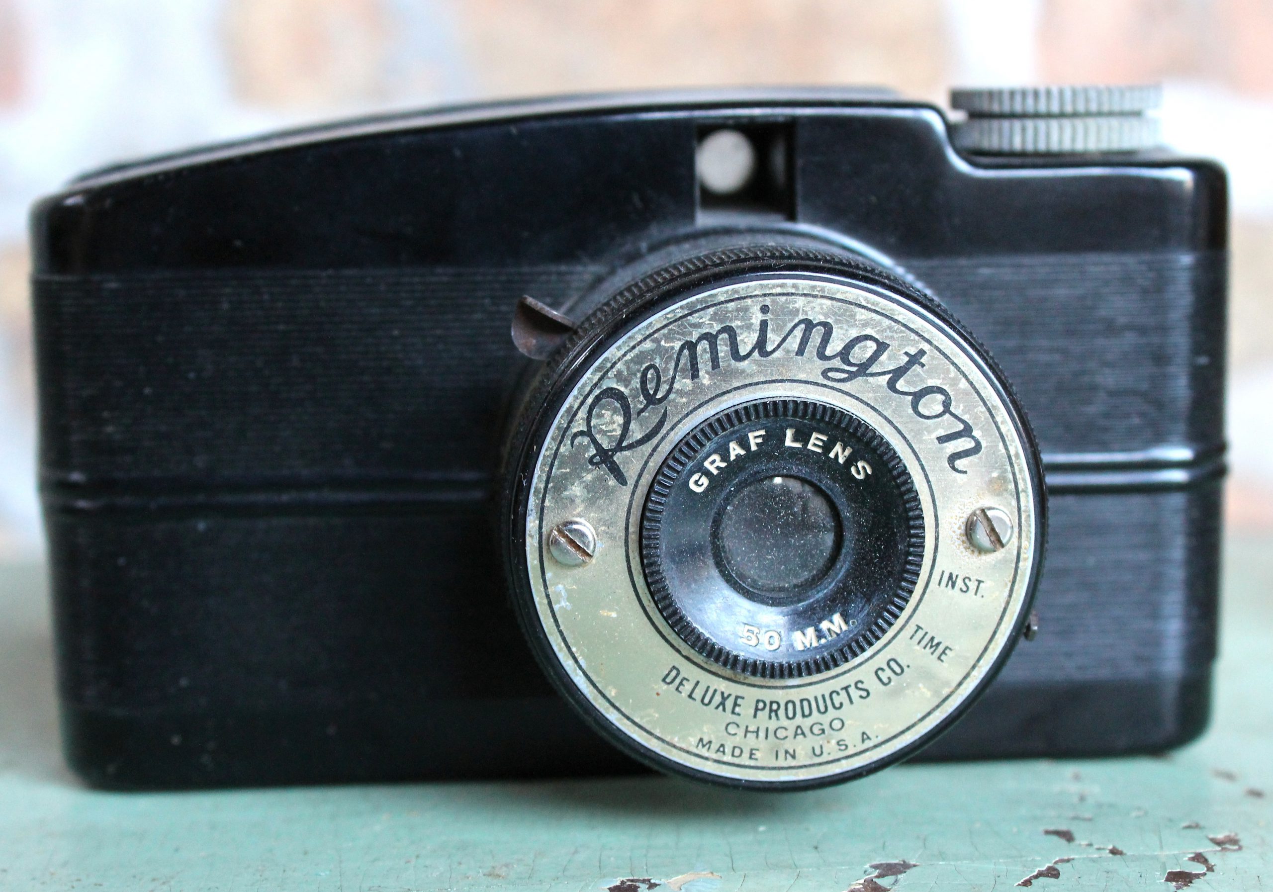 Remington Miniature Bakelite Cameras by DeLuxe Products Co., c. 1940