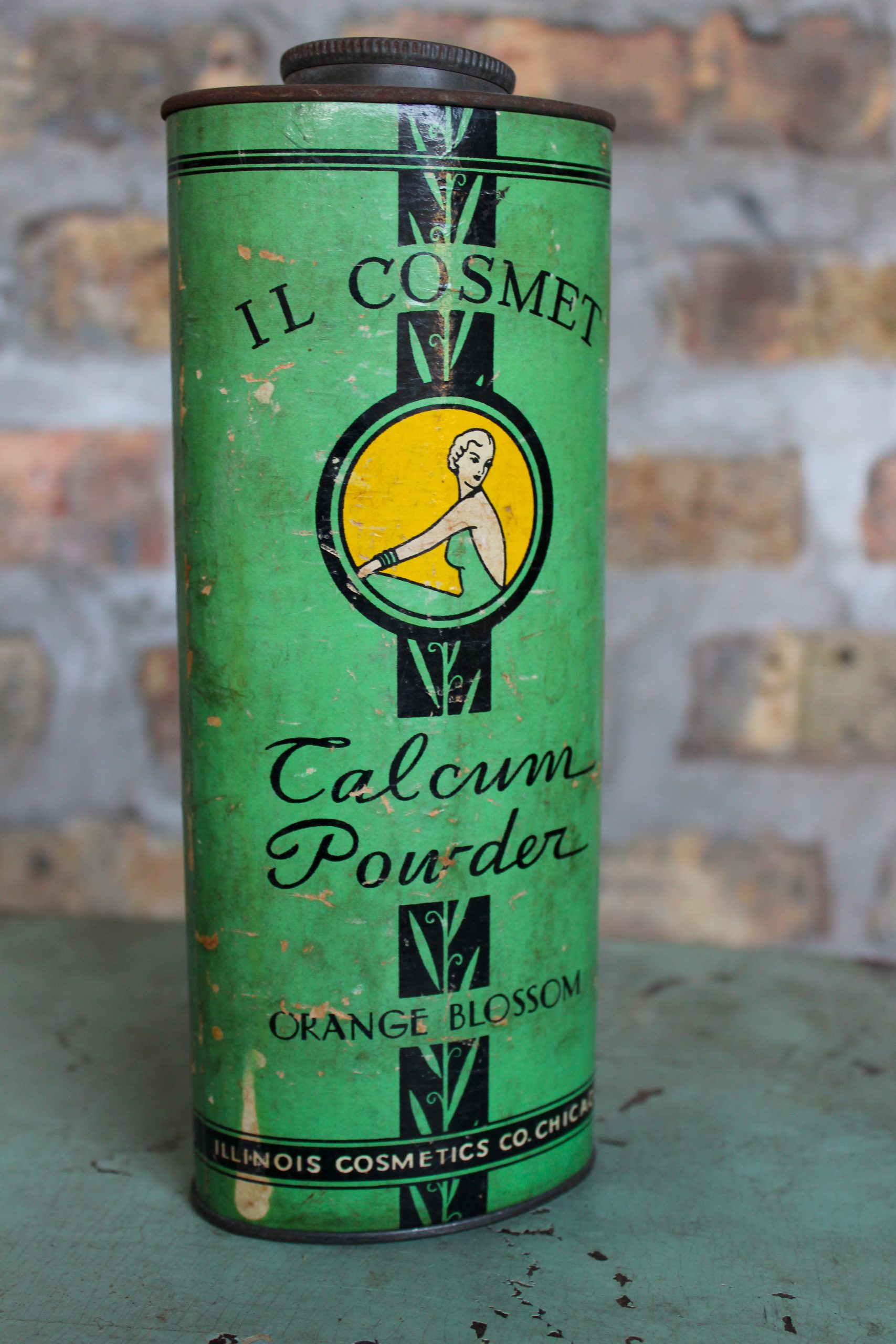 Il Cosmet Talcum Powder