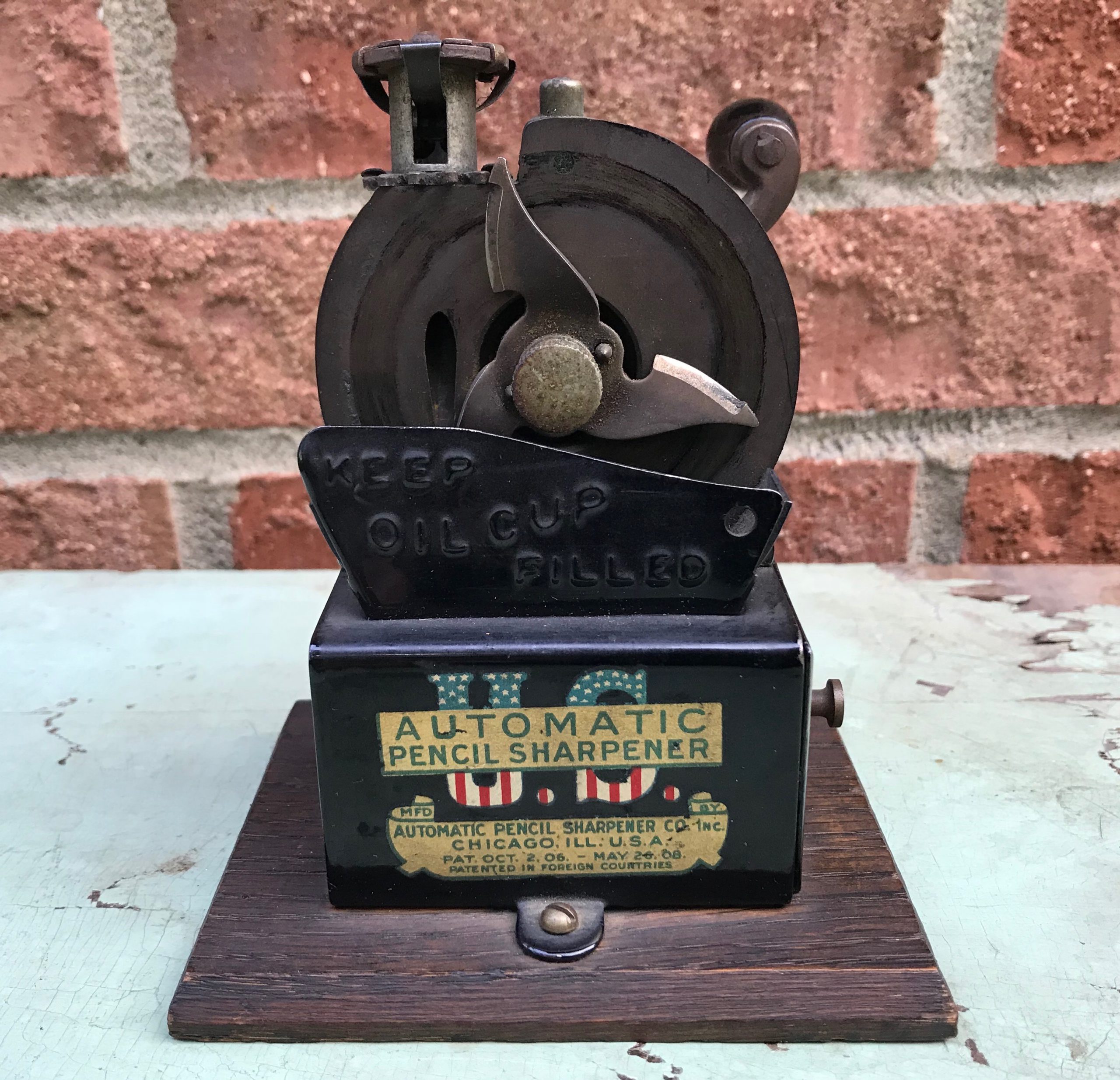 U.S. Automatic Pencil Sharpener by APSCO, c. 1911